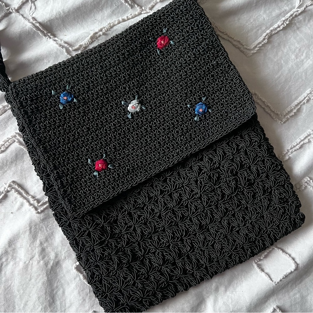 vintage floral embroidered crossbody bag
